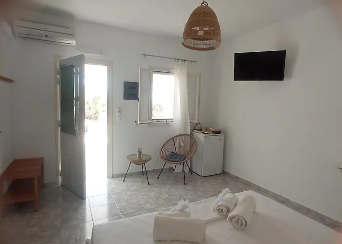 Ktima Vrisiana * Platis Gialos (Sifnos)