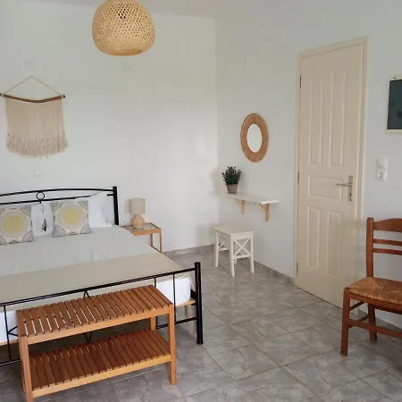 Ktima Vrisiana * Platis Gialos (Sifnos)