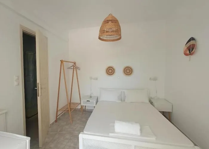 Ktima Vrisiana Platis Gialos (Sifnos)